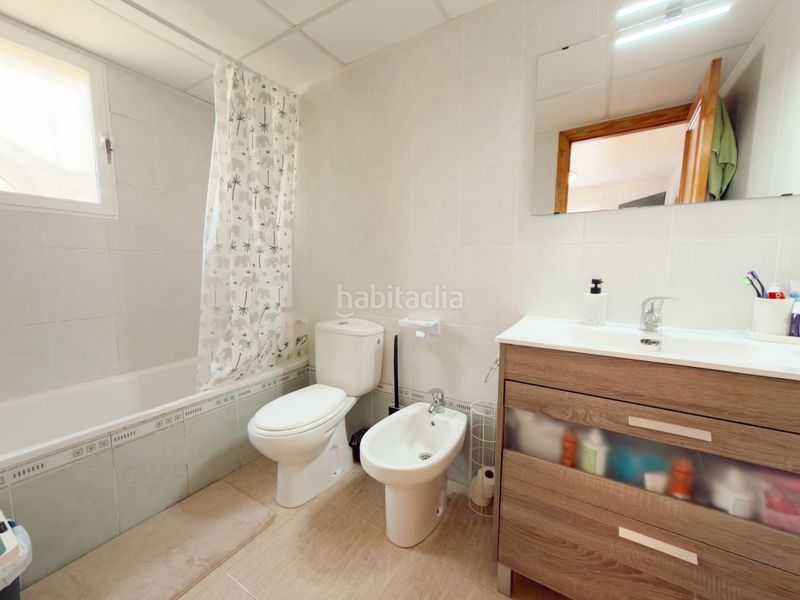 Foto 1caa3dd0-a941-4509-a5c0-9f50fd65aaa6. Planta baixa amb calefacció aparcament piscina a Águilas