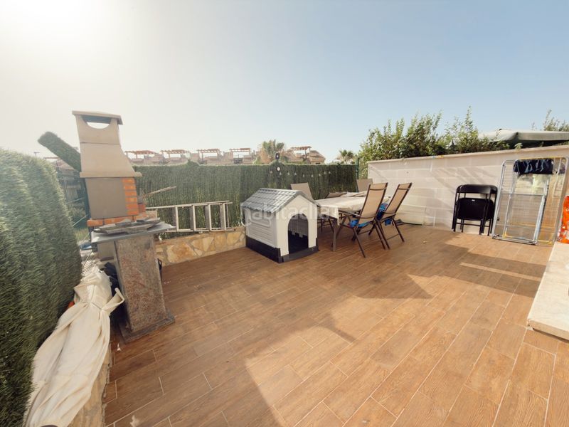 Foto 57e6e333-81e0-48e9-b868-b9965afc3517. Planta baixa amb calefacció aparcament piscina a Águilas