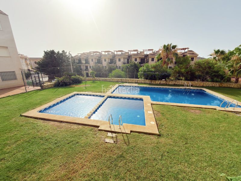 Foto 5a341da8-9bd1-47bc-8d37-79180cc5136a. Planta baixa amb calefacció aparcament piscina a Águilas