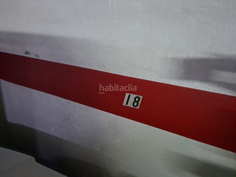 Foto 3f3b8533-1264-40eb-89bc-32e38f04c9e4. Lloguer aparcament cotxe a Berga