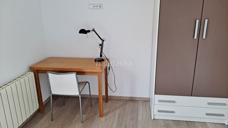 Foto 43be2961-ef3f-4721-b95d-f38f33447950. Rent flat with heating parking in Berga