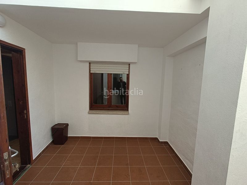 Foto dab1529e-66eb-41b4-a5bc-ab1a5b67c1df. Lloguer pis amb calefacció a Berga