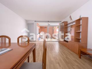Pis  Pere codina i mont. Piso 4 dormitorios en venta en lloret de mar, zona fenals