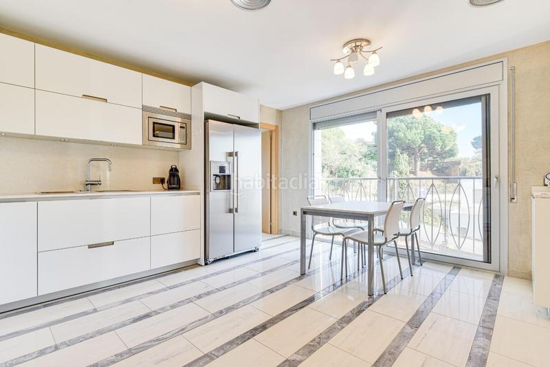 Foto 5bc5a36d-163c-43bb-95f1-2c925612b852. Chalet con riscaldamento parcheggio piscina in Montgoda Lloret de Mar