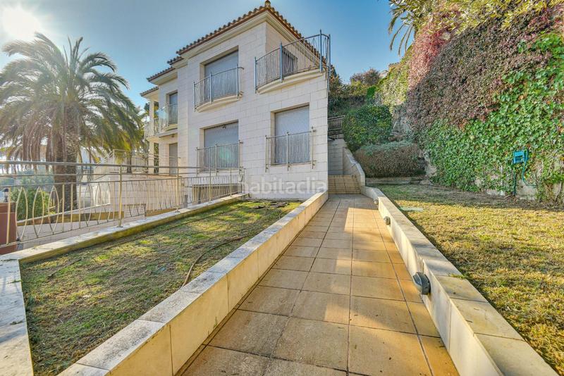 Foto 5e491acc-8324-4adf-bffc-2c2ad70a46fa. Chalet con riscaldamento parcheggio piscina in Montgoda Lloret de Mar