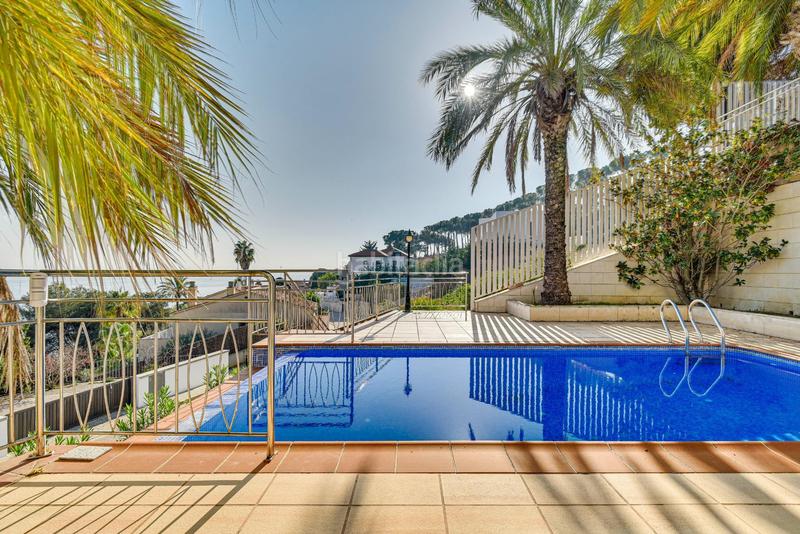 Foto 5ed77367-3901-4ae3-8767-5204ab350b4a. Chalet con riscaldamento parcheggio piscina in Montgoda Lloret de Mar