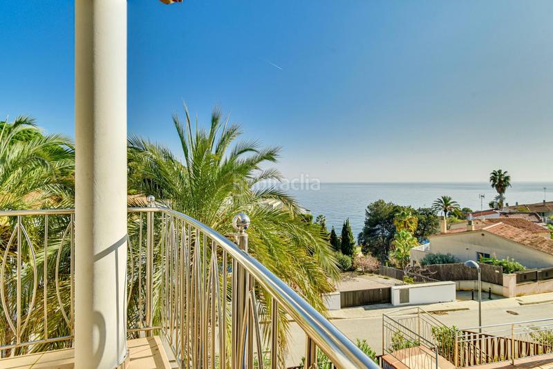 Foto 796e948d-c910-441e-bce2-95635b9a7271. Chalet con riscaldamento parcheggio piscina in Montgoda Lloret de Mar