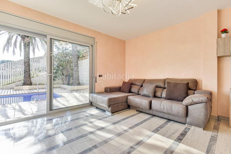 Foto cd3ec2c9-705f-4b51-b8b8-9495b8c8a63c. Chalet con riscaldamento parcheggio piscina in Montgoda Lloret de Mar