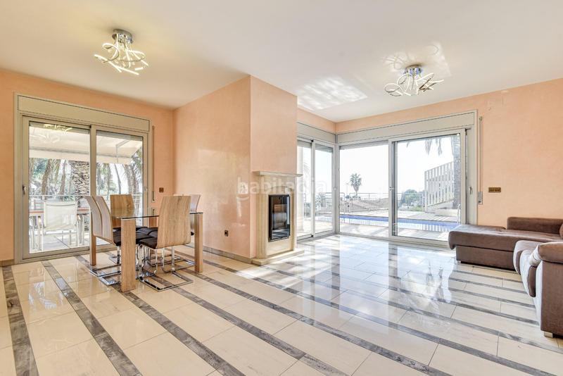 Foto eca5f36b-efc5-4bf8-89dd-a8ab6a5f3bb3. Chalet con riscaldamento parcheggio piscina in Montgoda Lloret de Mar