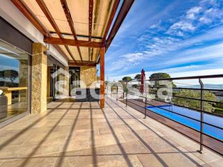 Casa a Mas Mora-Sant Daniel. Espectacular casa en mas mora, tordera vivienda de lujo con pisc