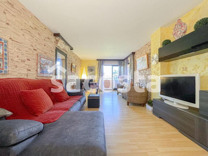 Foto ef839b17-65ce-4ffc-8d95-433ffbaf4213. Planta baixa amb aparcament piscina a Santa Clotilde Lloret de Mar