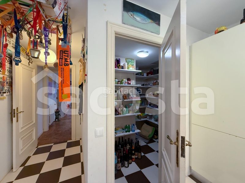 Foto 569de8f4-ec68-444e-a4fd-e1daf41fe307. Casa a calle gavines 3 a Montgoda Lloret de Mar
