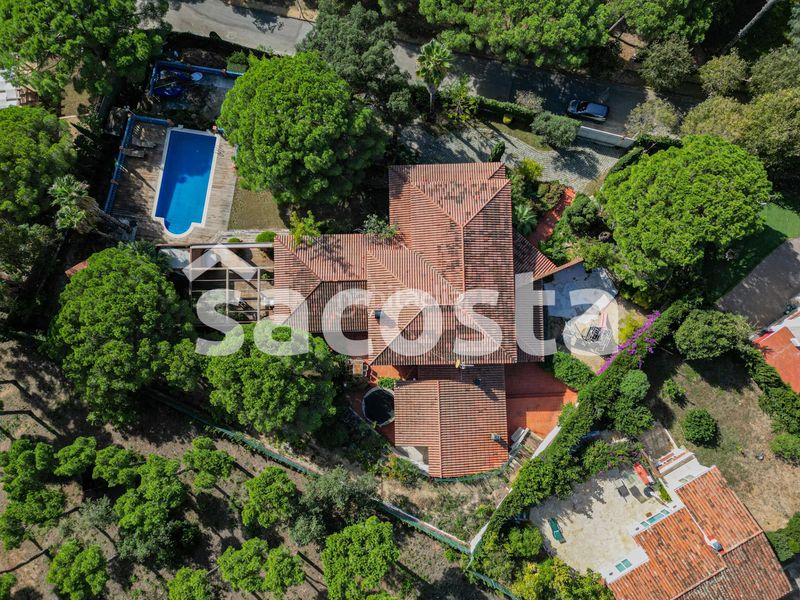Foto 85cc6021-a01e-4b7b-80b9-913772c5faab. Casa a calle gavines 3 a Montgoda Lloret de Mar
