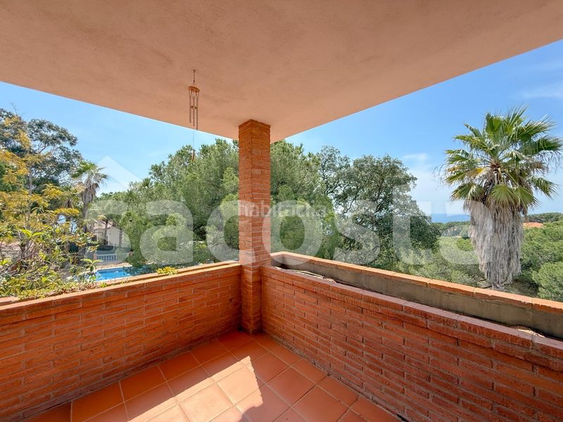 Foto e6372706-4ff7-4eed-afd8-b553896f95cd. Casa a calle gavines 3 a Montgoda Lloret de Mar