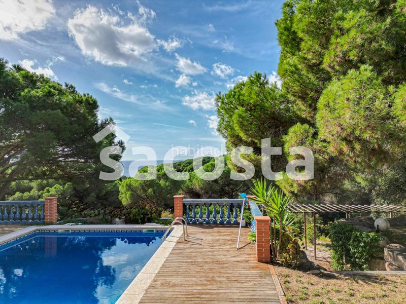 Foto f2806c2d-718b-4e80-9948-3ada1bd6cc26. Casa a calle gavines 3 a Montgoda Lloret de Mar