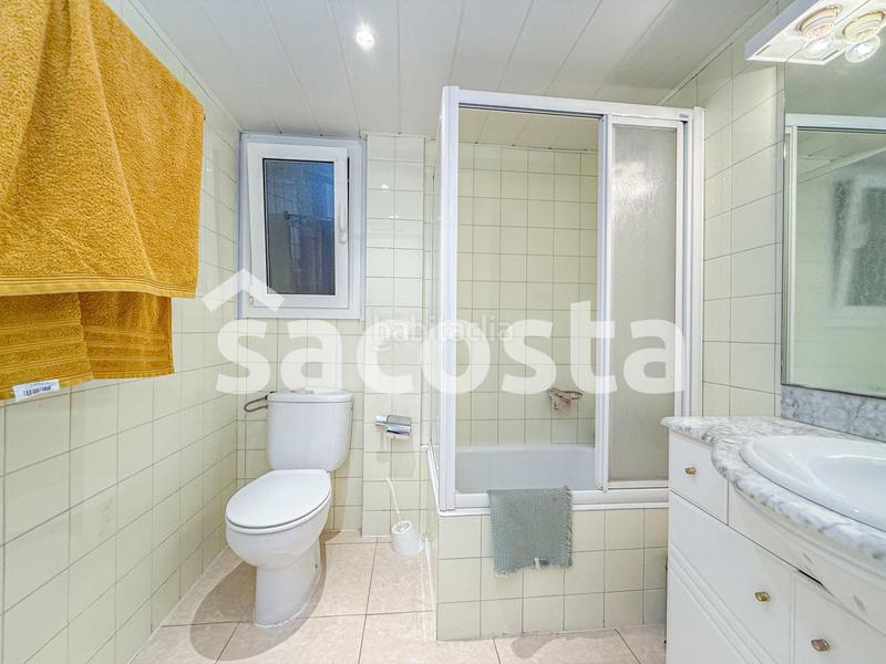 Foto ceed3ec7-f0c6-4ad7-9aa9-9908287f66d1. Appartamento con parcheggio piscina in Els Pins Blanes