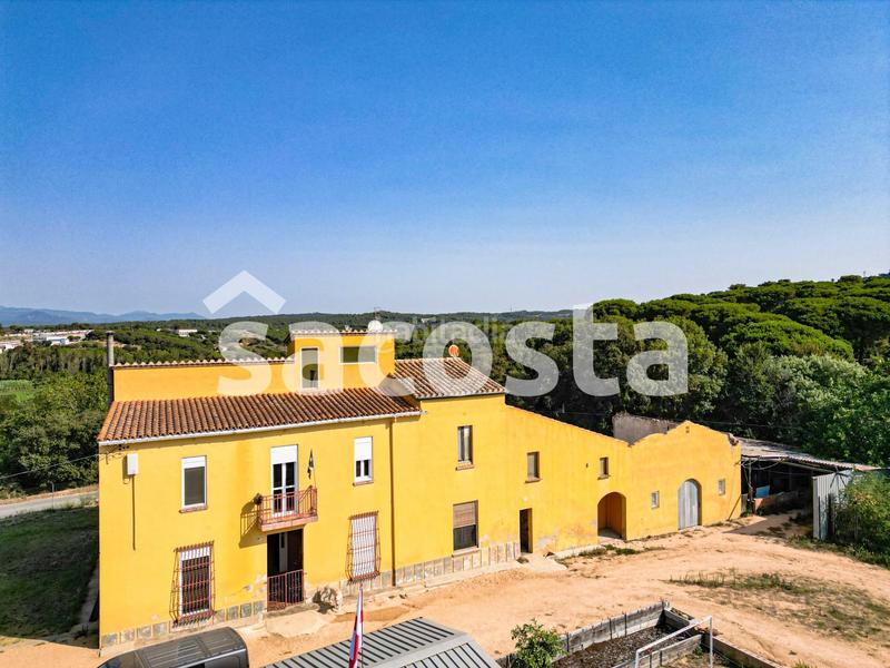 Foto 95de18c6-b9dc-48b2-a2eb-f21ee203c8af. Masía  con encanto ideal para turismo rural en Tordera