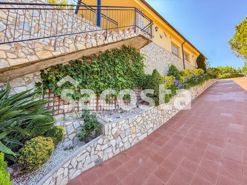 Foto b51fd4d4-a04e-4e9c-b87e-cf27fdb1ccc5. Casa encantadora casa zona los pinares en Lloret Verd - Els Pinars Lloret de Mar