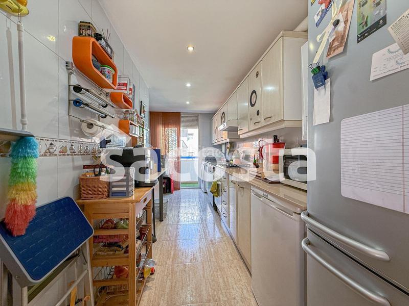 Foto 23a8c05d-7359-45d3-bfcf-92a047a4955a. Appartamento con riscaldamento parcheggio in Els Pavos Blanes