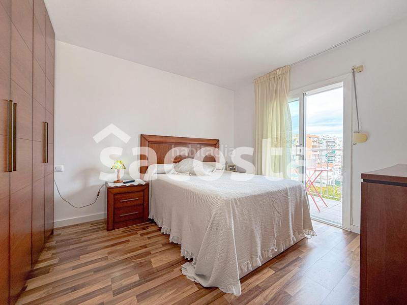 Foto 5b460e47-aaf4-4750-90d0-6c9f8cc6bbea. Piso descubre tu nuevo hogar en Els Pins, en Els Pins Blanes