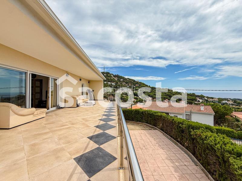 Foto 2065008a-16b6-4d08-8ad1-d8e6bc9e4205. Maison avec chauffage parking piscine dans Roca Grossa Lloret de Mar