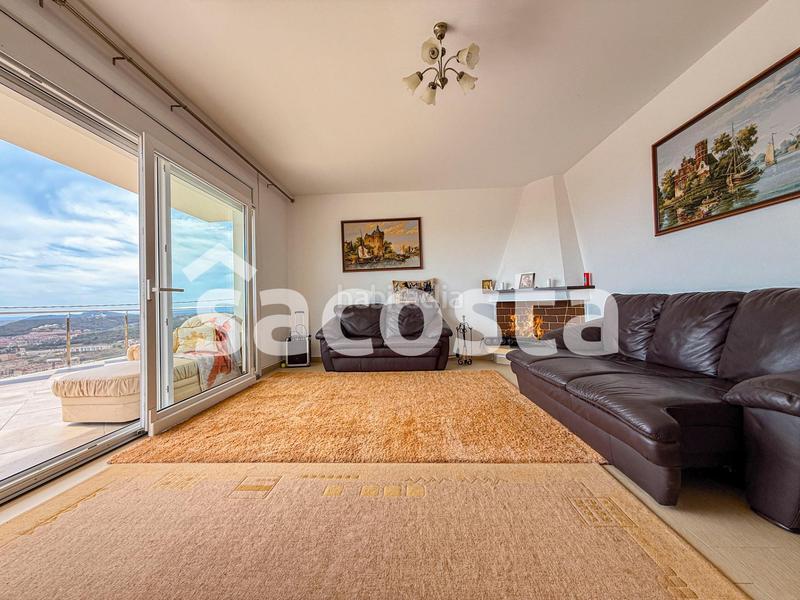 Foto b9bb0db1-50e4-48d9-b34c-03c1c654e683. Maison avec chauffage parking piscine dans Roca Grossa Lloret de Mar