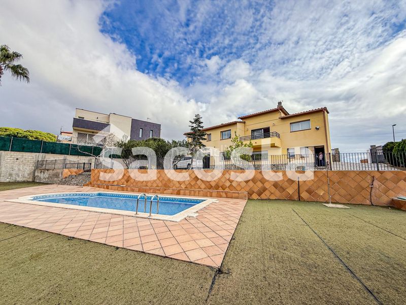 Foto 193d46ec-e436-466c-8c42-1915547fff66. Casa amb calefacció aparcament piscina a Lloret Verd - Els Pinars Lloret de Mar