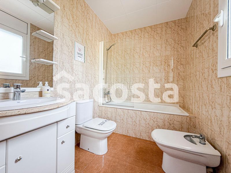 Foto 1e57c810-4f2e-48b2-965d-3cd830efdbd1. Casa amb calefacció aparcament piscina a Lloret Verd - Els Pinars Lloret de Mar