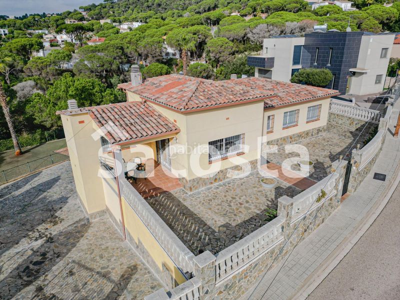 Foto 40ab1d7a-d47c-4ef2-9abe-7d154049e0c5. Casa amb calefacció aparcament piscina a Lloret Verd - Els Pinars Lloret de Mar