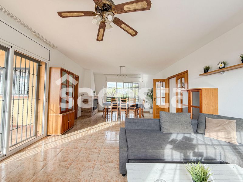 Foto 4493f753-e6e1-45fb-b879-4d1e042318dd. Casa amb calefacció aparcament piscina a Lloret Verd - Els Pinars Lloret de Mar