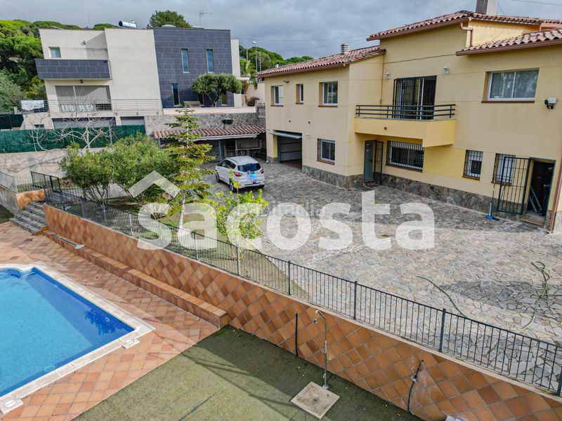 Foto 47c5cde2-2b80-404e-a604-c0b13d4ed12a. Casa amb calefacció aparcament piscina a Lloret Verd - Els Pinars Lloret de Mar