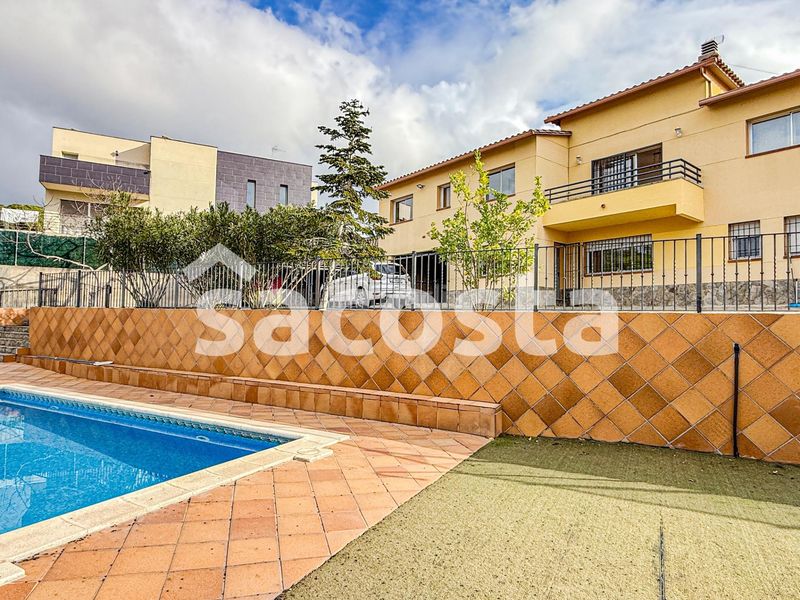Foto 52ae86bf-68c3-44ee-bd5a-cc4086a28f93. Casa amb calefacció aparcament piscina a Lloret Verd - Els Pinars Lloret de Mar