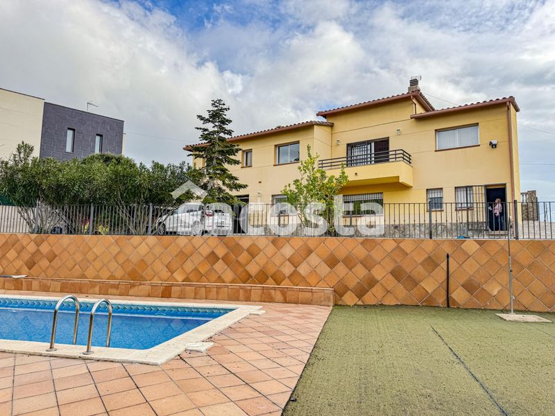 Foto 5484dd06-2349-422d-be54-c16c0a41e123. Casa amb calefacció aparcament piscina a Lloret Verd - Els Pinars Lloret de Mar