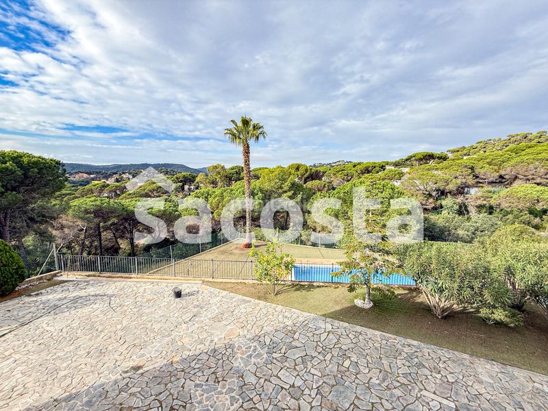 Foto 5b46687f-14f5-4c1c-a5d5-32b6f2c5274c. Casa amb calefacció aparcament piscina a Lloret Verd - Els Pinars Lloret de Mar