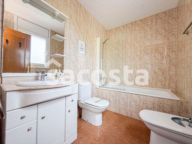 Foto 69d22bc5-5512-45ba-a707-d7dec95c3273. Casa amb calefacció aparcament piscina a Lloret Verd - Els Pinars Lloret de Mar