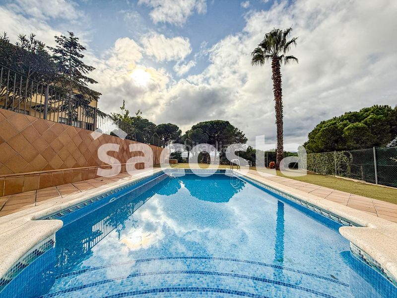 Foto dc131b83-602b-4217-9cde-44d4770e61f7. Casa amb calefacció aparcament piscina a Lloret Verd - Els Pinars Lloret de Mar