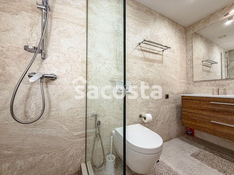Foto 5ca25cd0-fd7f-4afc-bd61-eb58e4a8861f. Casa adossada amb aparcament piscina a Santa Clotilde Lloret de Mar