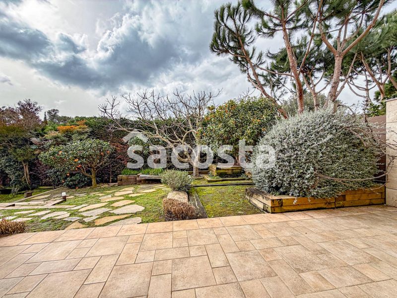 Foto ec31a886-aaa0-47a6-9d54-35f3fc82e15e. Casa adossada amb aparcament piscina a Santa Clotilde Lloret de Mar