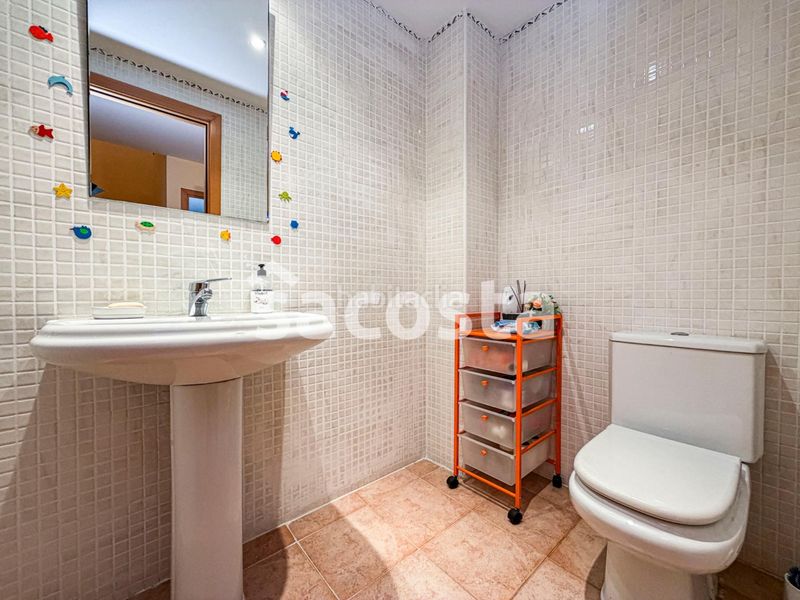 Foto 625d7606-334b-4f2a-9612-84fe896d559b. Casa adossada amb calefacció aparcament piscina a Lloret de Mar