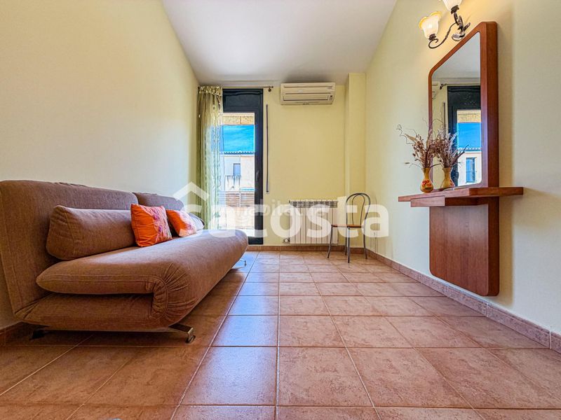 Foto cfd54ae6-2d78-4254-be10-6a5752817597. Casa adossada amb calefacció aparcament piscina a Lloret de Mar