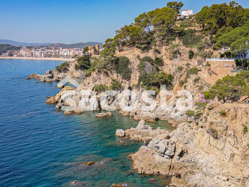 Foto 3b1bb3e3-7633-4a21-9c50-6690fd27bd92. Casa a cala d'en simon 10 a Montgoda Lloret de Mar