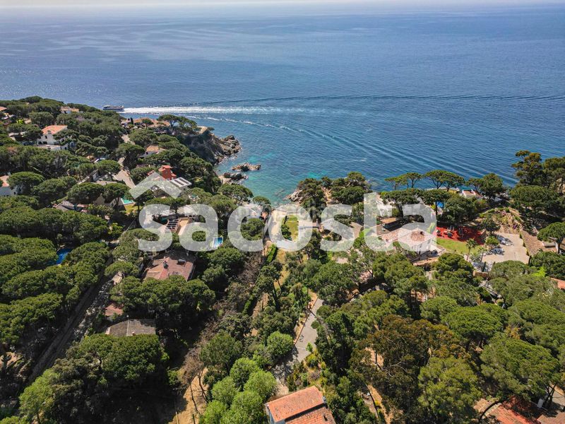 Foto a3c8dd6f-f7ad-441b-8d72-544dff842a14. Casa a cala d'en simon 10 a Montgoda Lloret de Mar