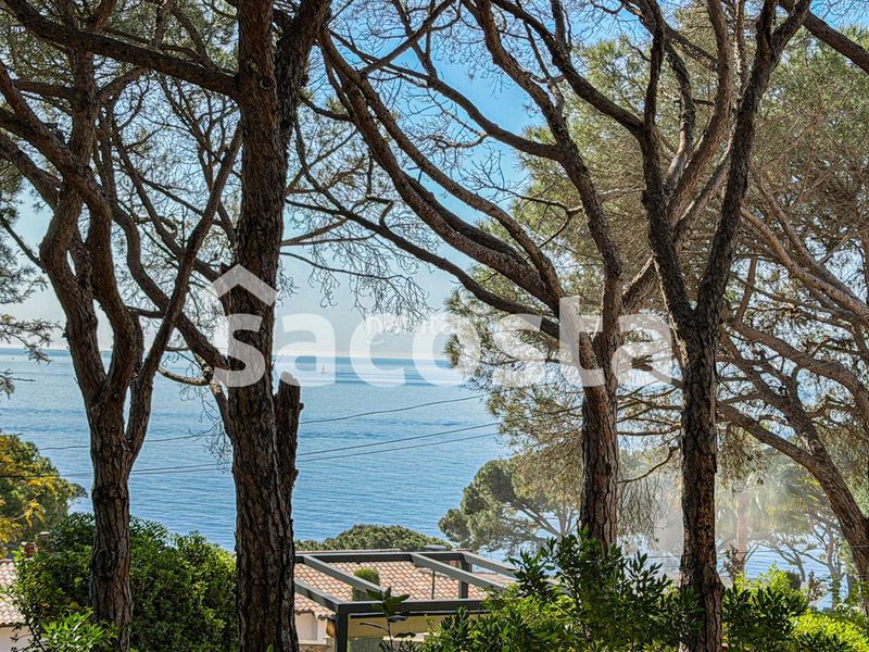 Foto af15dd80-1b04-49ea-a741-fc3372c9f141. Casa a cala d'en simon 10 a Montgoda Lloret de Mar