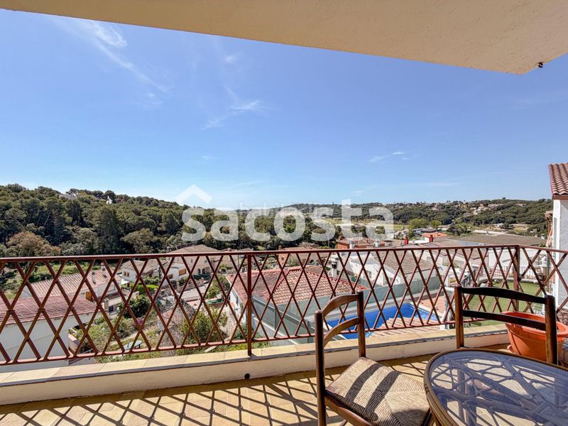 Foto 3e159376-cbc1-475c-b8fa-cabf4348c38b. Casa amb calefacció aparcament a Mas Romeu Lloret de Mar