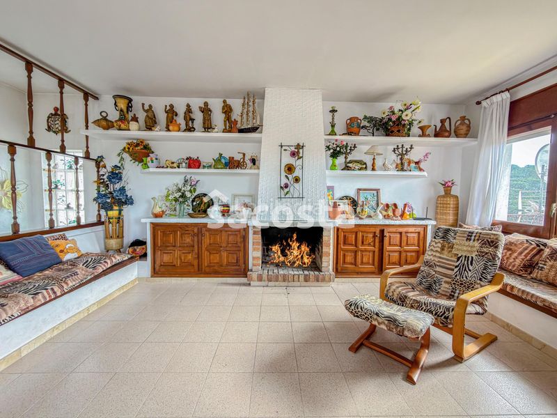 Foto 648c20e4-9ed2-490d-aee5-9ecf9fc34af9. Casa amb calefacció aparcament a Mas Romeu Lloret de Mar