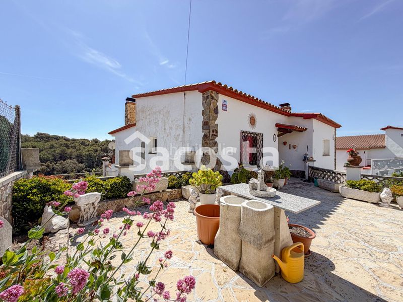 Foto 76de6b7d-e7d7-47fc-9a7e-e22847a0b5a3. Casa amb calefacció aparcament a Mas Romeu Lloret de Mar