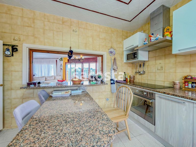 Foto 8ca8f3e9-0a7c-4e44-b416-593646e26a51. Casa amb calefacció aparcament a Mas Romeu Lloret de Mar