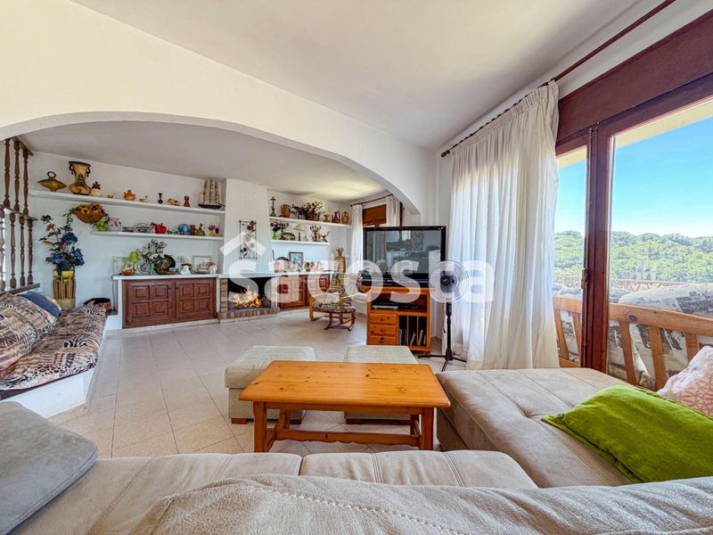 Foto c3e02b24-9d26-4e03-9e0e-387b8089ad00. Casa amb calefacció aparcament a Mas Romeu Lloret de Mar