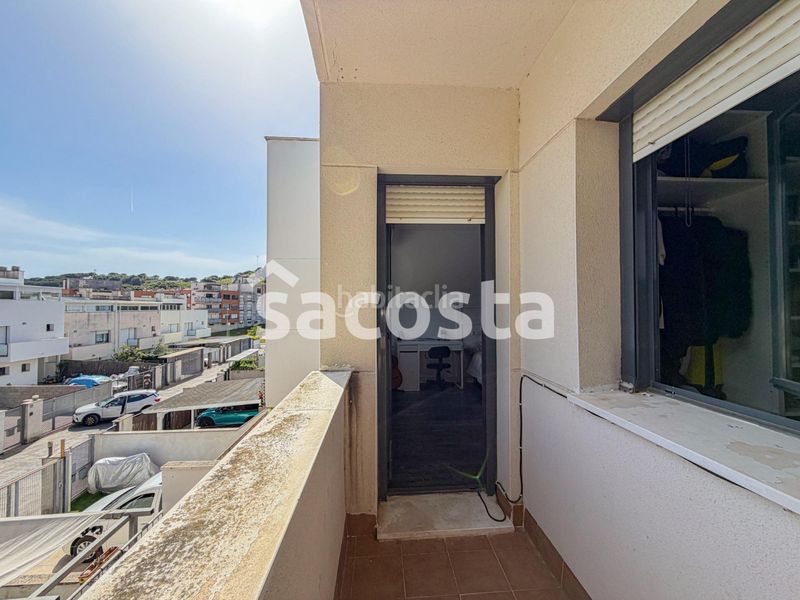 Foto 1c303b24-39f9-43ef-a72c-26bae14d47e5. Casa adossada amb calefacció aparcament piscina a Canet de Mar