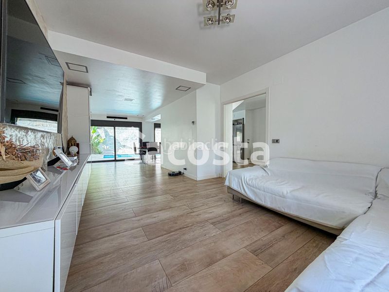 Foto 9a78f311-fb68-46b1-b461-26e3598a96ac. Casa adossada amb calefacció aparcament piscina a Canet de Mar